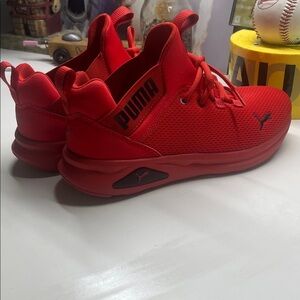 PUMA . Kids Sneakers . 6C . SOFTFOAM . Optimal Comfort . Worn Only Once